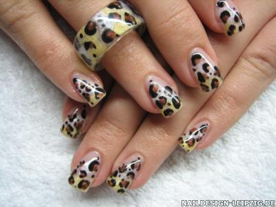 Nailart-Ringe, passend zum Design